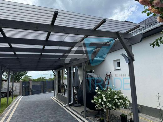 Купить Волнистый поликарбонат SUNTUF BH BeeHive 2,8 мм Grey 1045x8000 мм