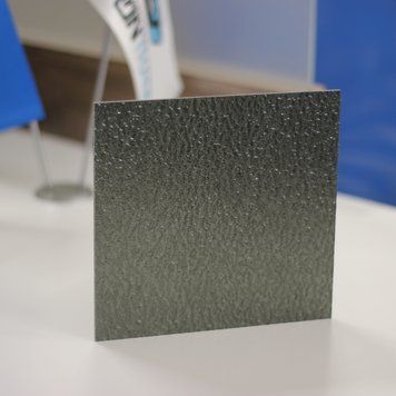 Купить Монолітній полікарбонат PALSUN 4 мм Embossed Grey (колотый лед графит) 2050x6100 мм